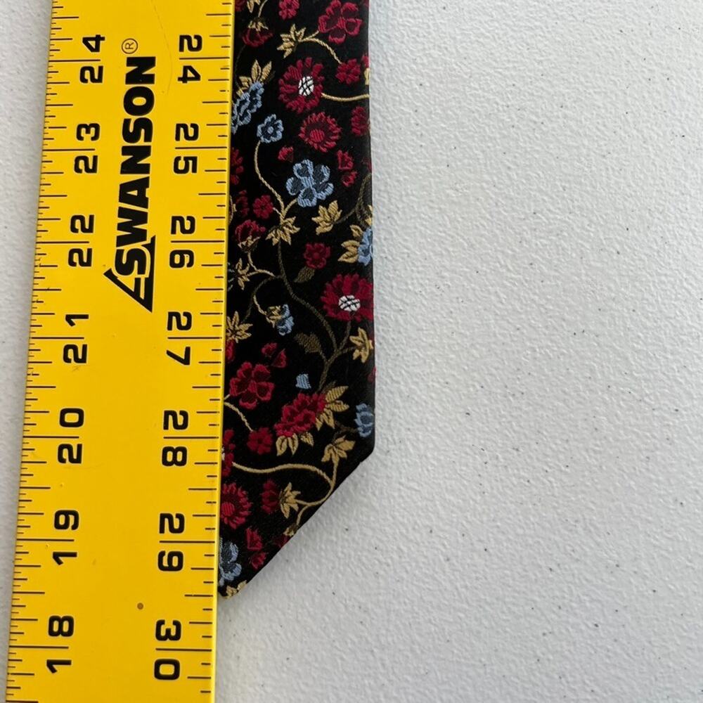 Neiman Marcus Necktie Unisex Multicolor Floral 100% Silk Embroidered Vintage - Picture 6 of 7